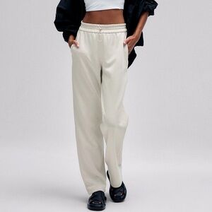 Lululemon Softstreme High-Rise Pant